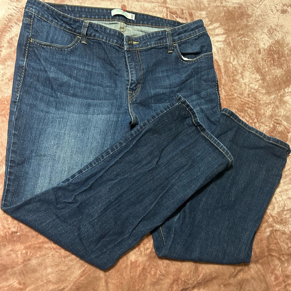 Levi's Women's Straight Leg Jeans in Deep Blue